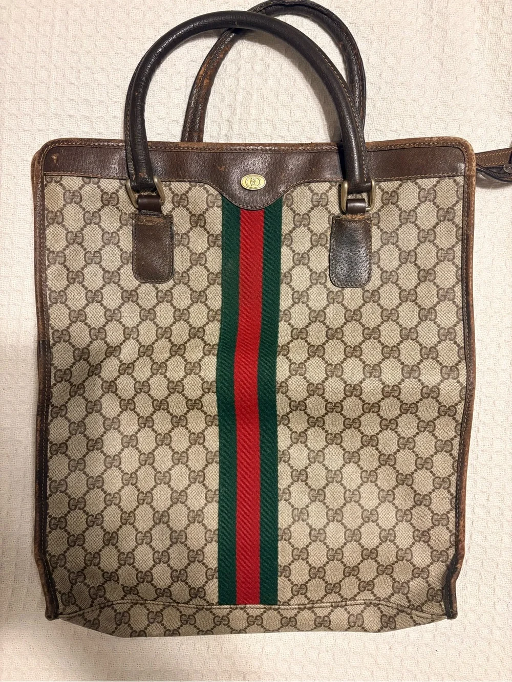 Gucci briefcase signature